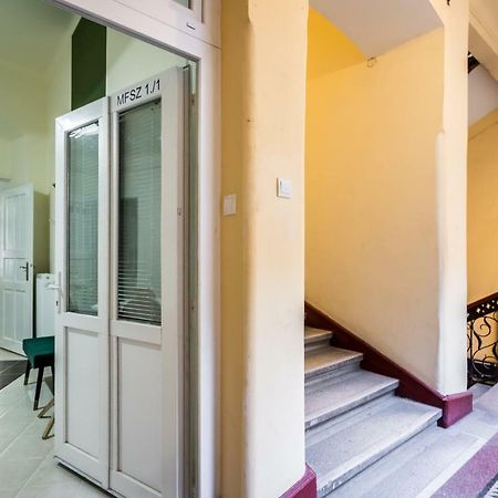 Bpr Turquoise Simplicity Apartment Budapest Exterior photo